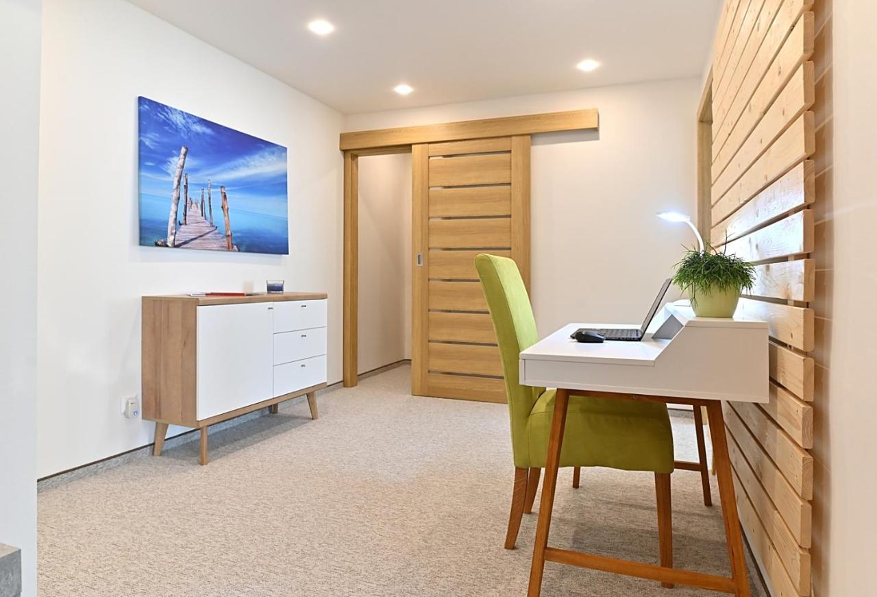 Apartman 5Five プレショフ エクステリア 写真